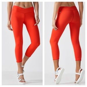 Fabletics leggings - Winn Powerhold Capri